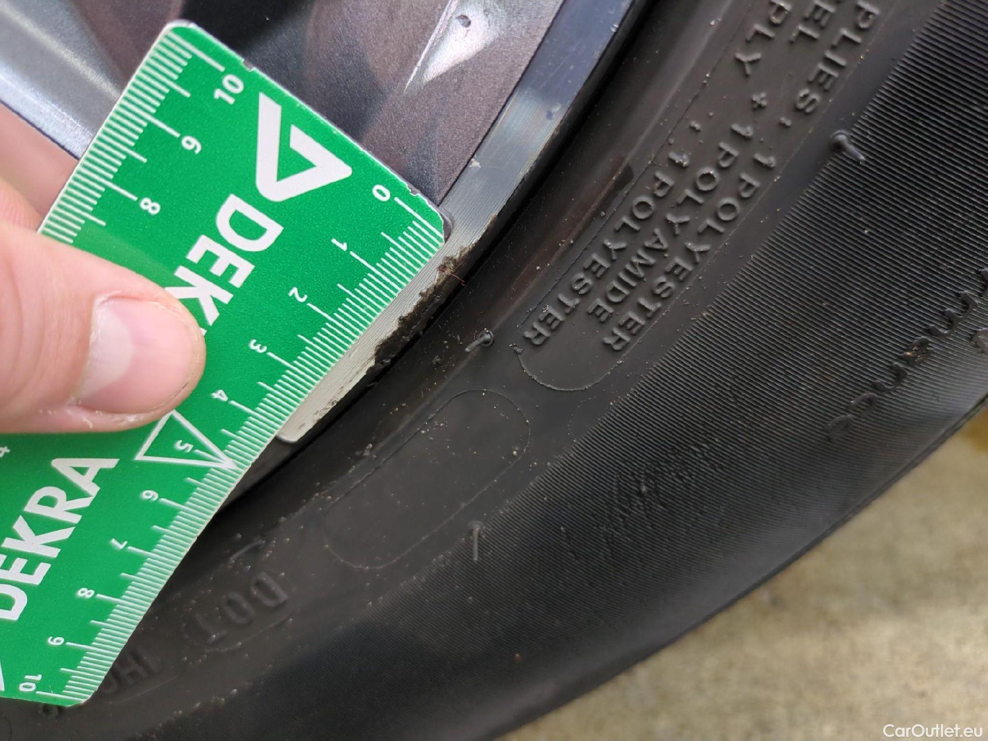  Hyundai  Tucson  Business Mild-Hybrid 2WD 1.6 CRDI 135CV BVA7 E6d #27