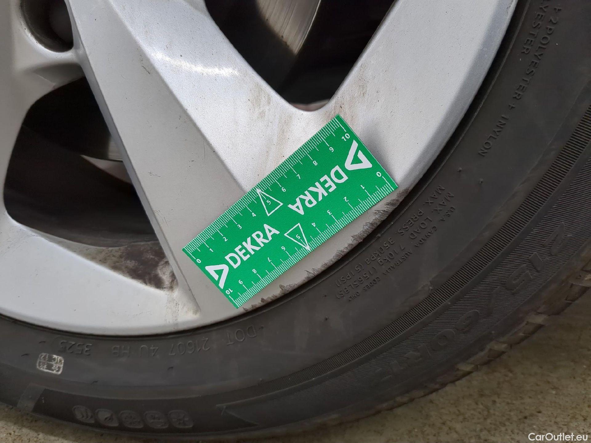  Nissan  Qashqai NISSAN  / 2017 / 5P / Crossover 1.5 DCI 115 DCT Business Edition #2