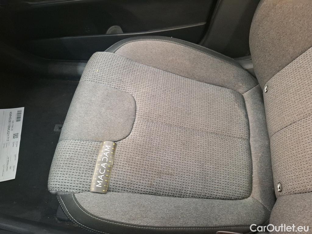  Hyundai  Santa Fe  Intuitive Hybrid 2WD 1.6 T-GDi 230CV BVA6 7 Sieges E6d #112