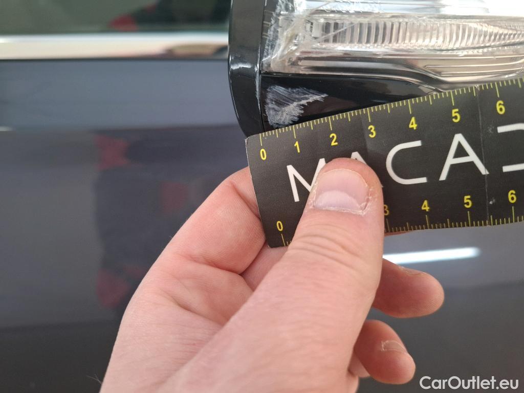  Hyundai  Santa Fe  Intuitive Hybrid 2WD 1.6 T-GDi 230CV BVA6 7 Sieges E6d #119