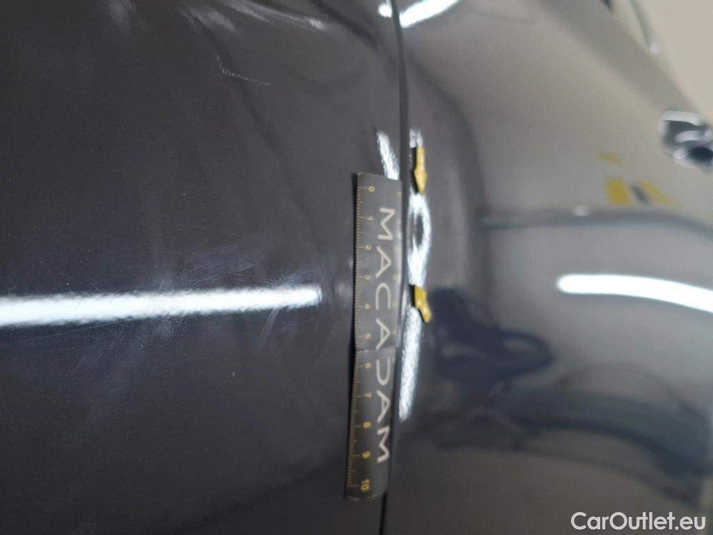  Hyundai  Santa Fe  Intuitive Hybrid 2WD 1.6 T-GDi 230CV BVA6 7 Sieges E6d #97