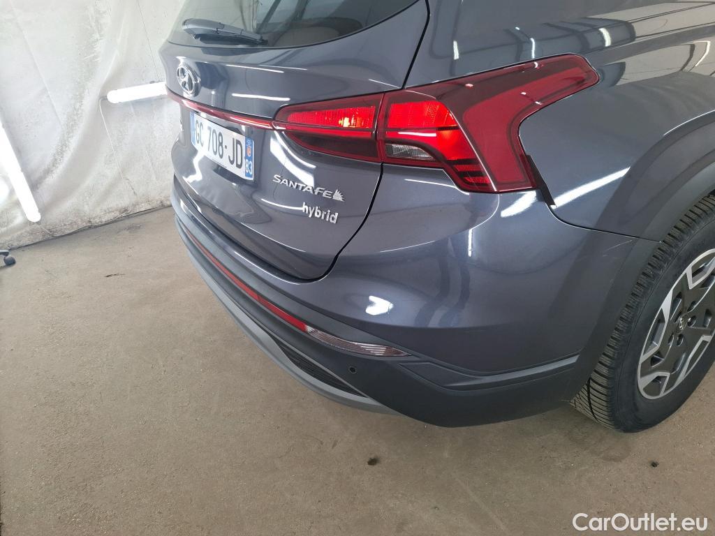  Hyundai  Santa Fe  Intuitive Hybrid 2WD 1.6 T-GDi 230CV BVA6 7 Sieges E6d #51