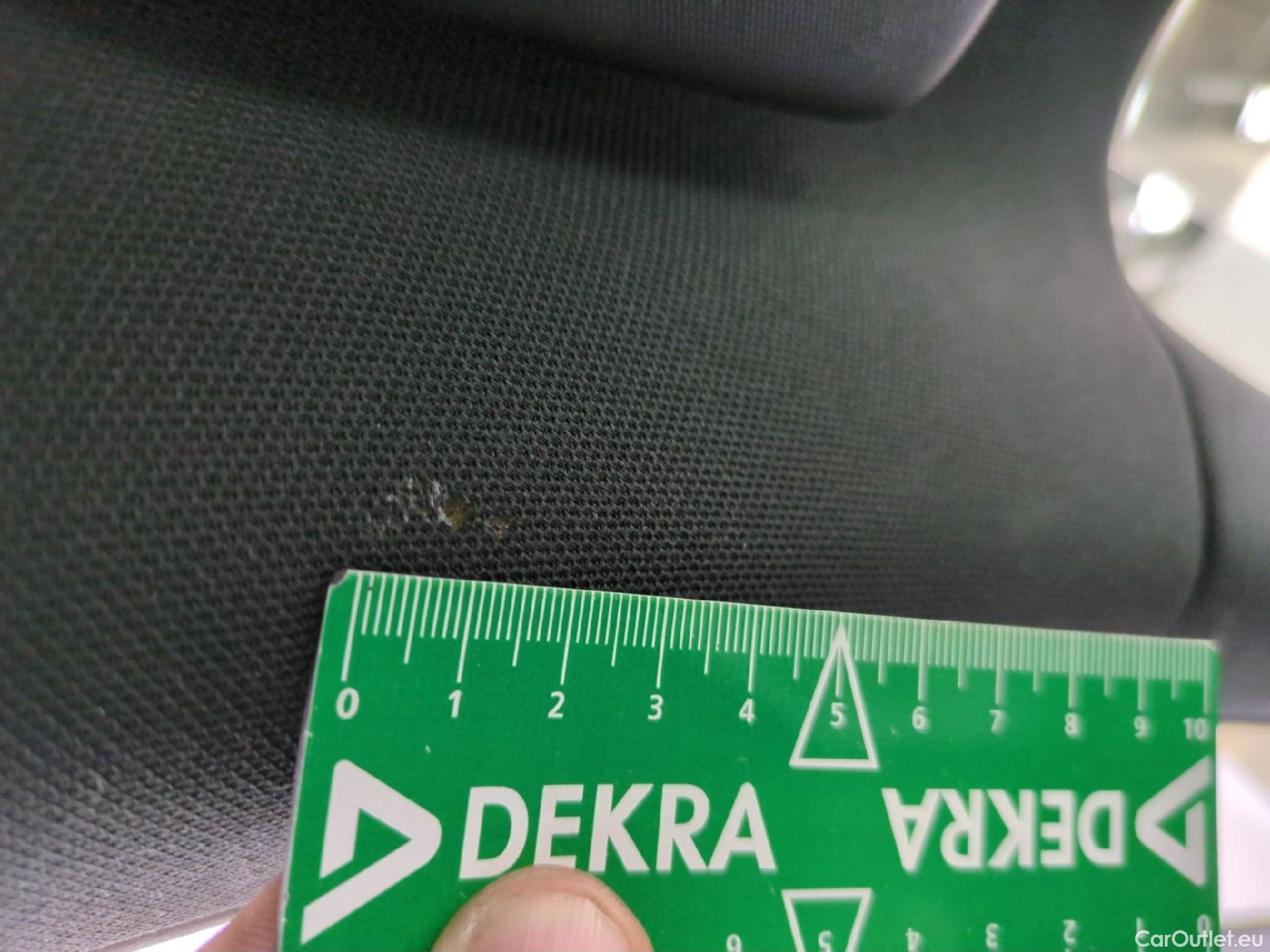  Mercedes  A-Klasse MERCEDES-BENZ Classe A Compact / 2018 / 5P / Berline A 180 d Business Line #20