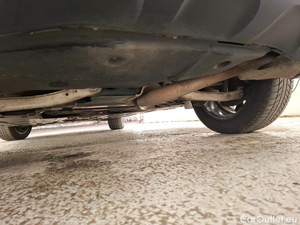  Mercedes  GLA MERCEDES-BENZ  / 2020 / 5P / SUV 2.0  200 D BUSINESS LINE DCT #4