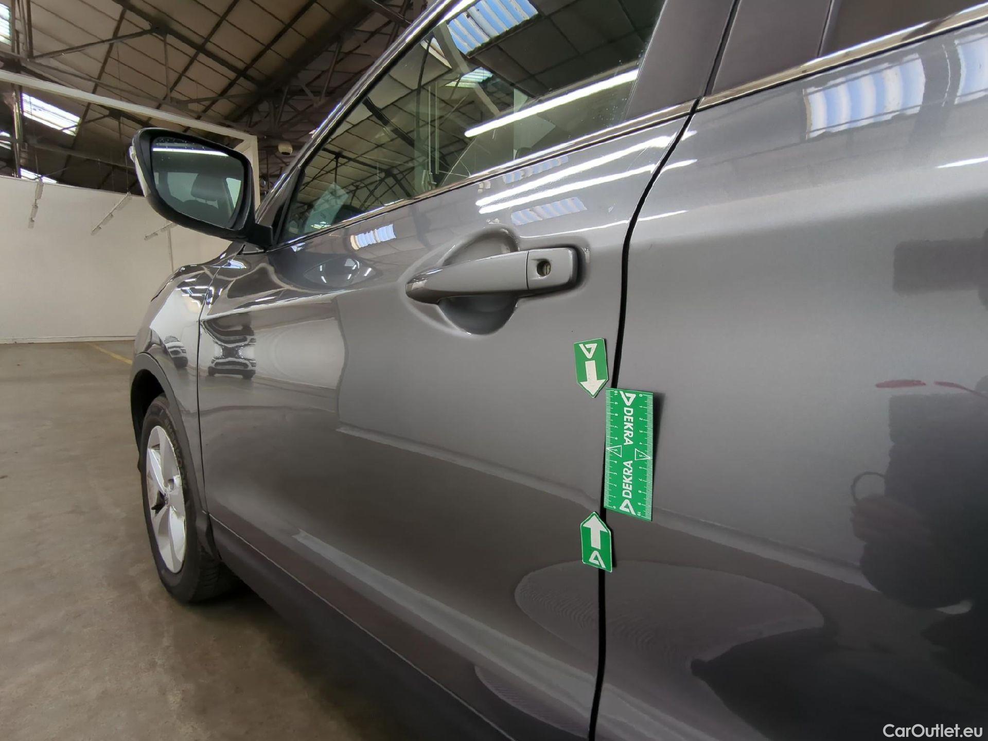  Nissan  Qashqai NISSAN  / 2017 / 5P / Crossover 1.5 DCI 115 DCT Business Edition #35