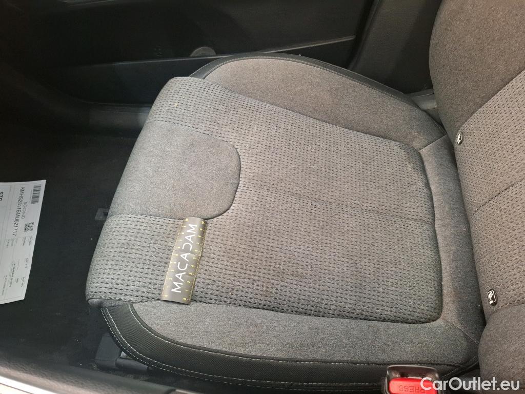  Hyundai  Santa Fe  Intuitive Hybrid 2WD 1.6 T-GDi 230CV BVA6 7 Sieges E6d #111