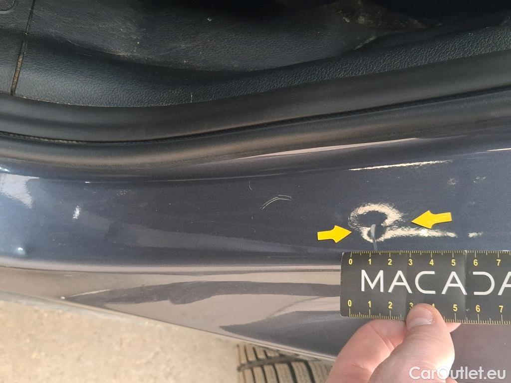  Hyundai  Santa Fe  Intuitive Hybrid 2WD 1.6 T-GDi 230CV BVA6 7 Sieges E6d #46