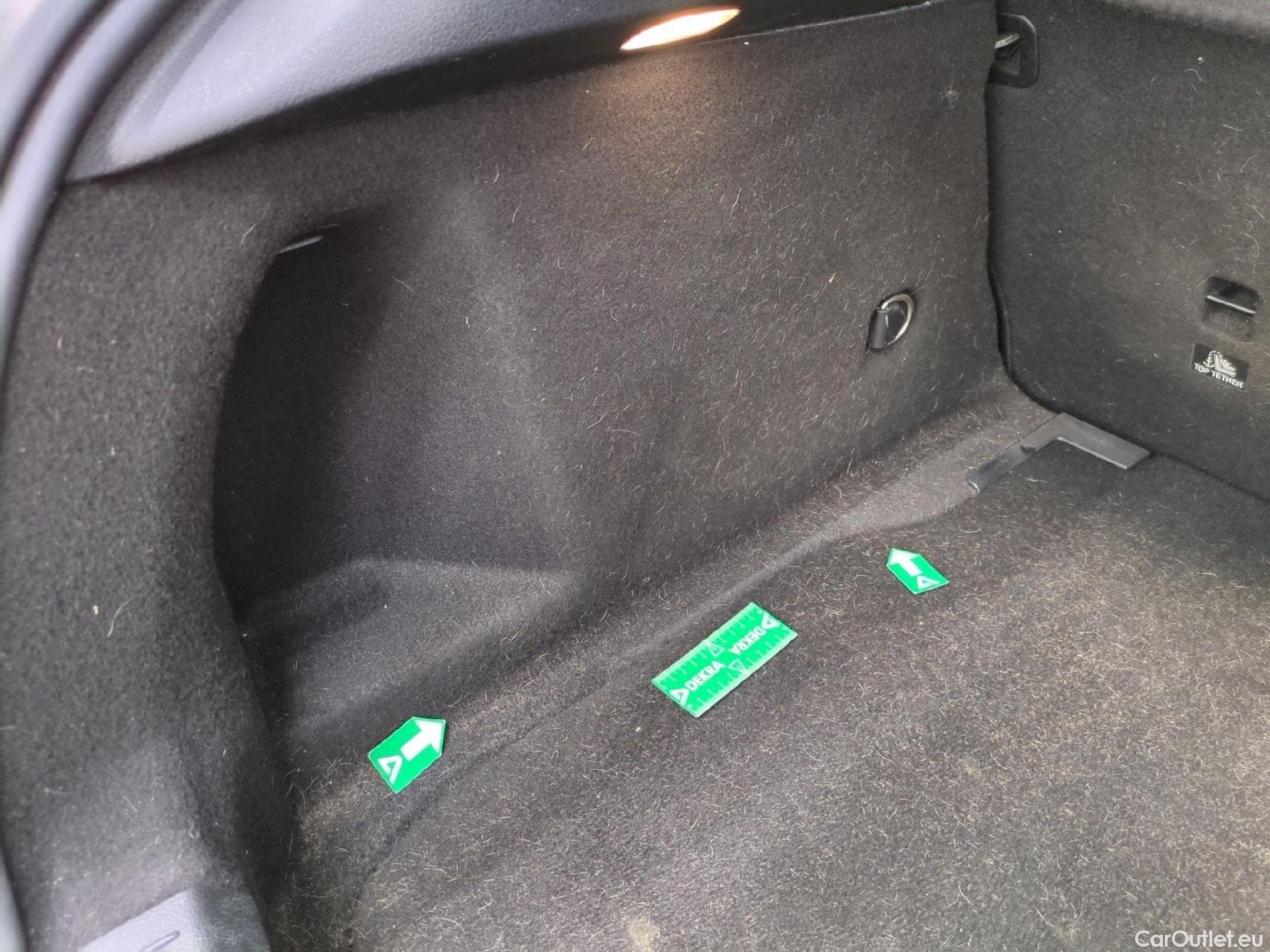  Mercedes  A-Klasse MERCEDES-BENZ Classe A Compact / 2018 / 5P / Berline A 180 d Business Line #8