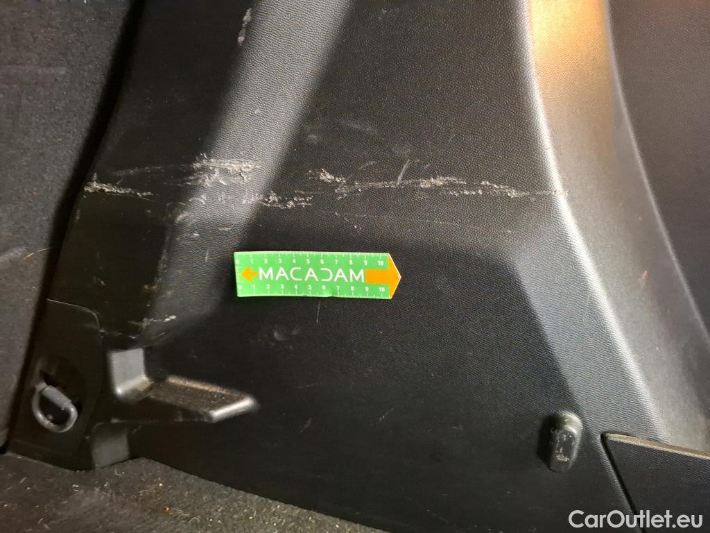  Peugeot  2008  Allure Business 1.5 HDi 110CV BVM6 E6d #21