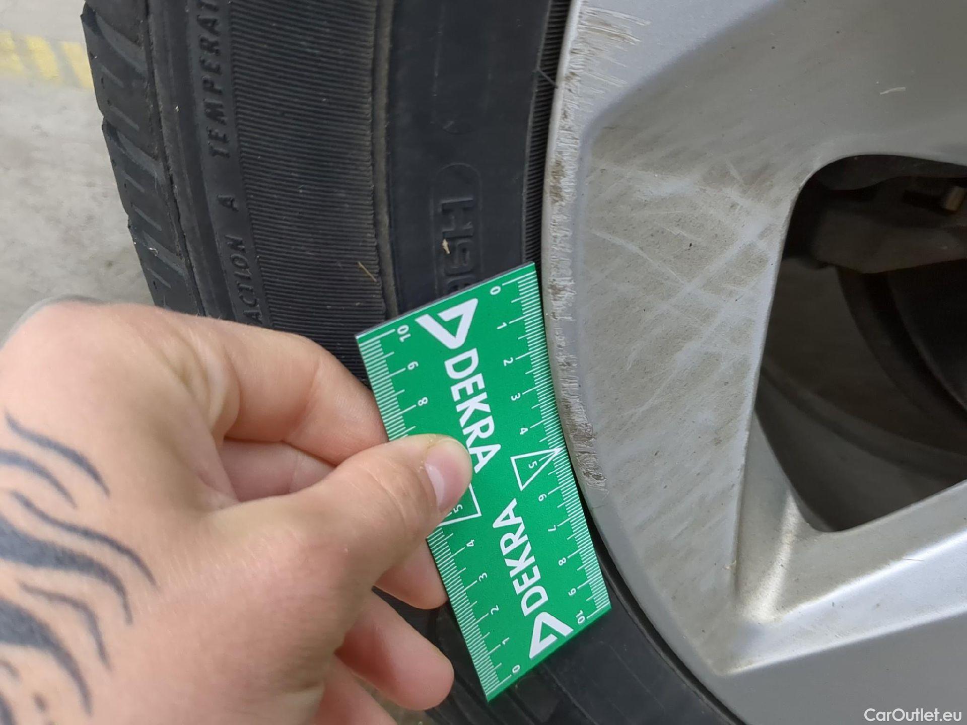  Nissan  Qashqai NISSAN  / 2017 / 5P / Crossover 1.5 DCI 115 DCT Business Edition #10