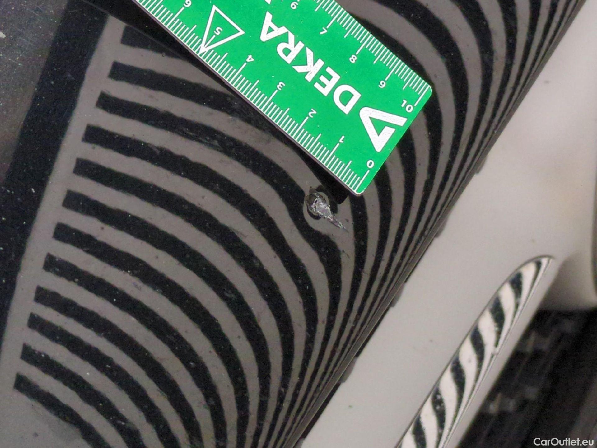  Mercedes  A-Klasse MERCEDES-BENZ Classe A Compact / 2018 / 5P / Berline A 180 d Business Line #36