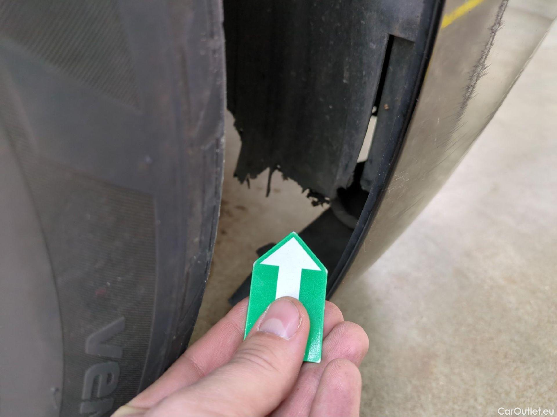  Mercedes  A-Klasse MERCEDES-BENZ Classe A Compact / 2018 / 5P / Berline A 180 d Business Line #24