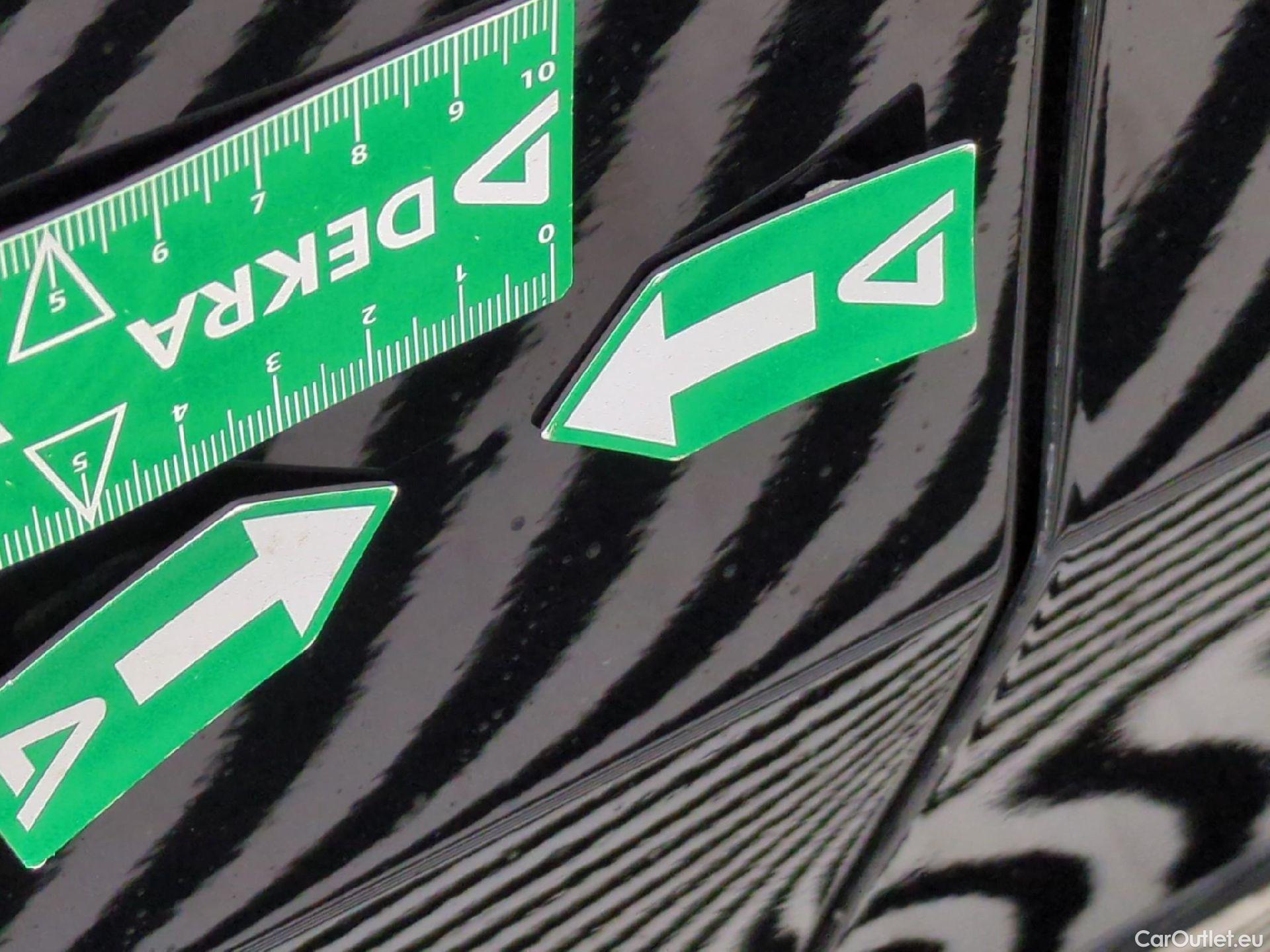  Mercedes  A-Klasse MERCEDES-BENZ Classe A Compact / 2018 / 5P / Berline A 180 d Business Line #32