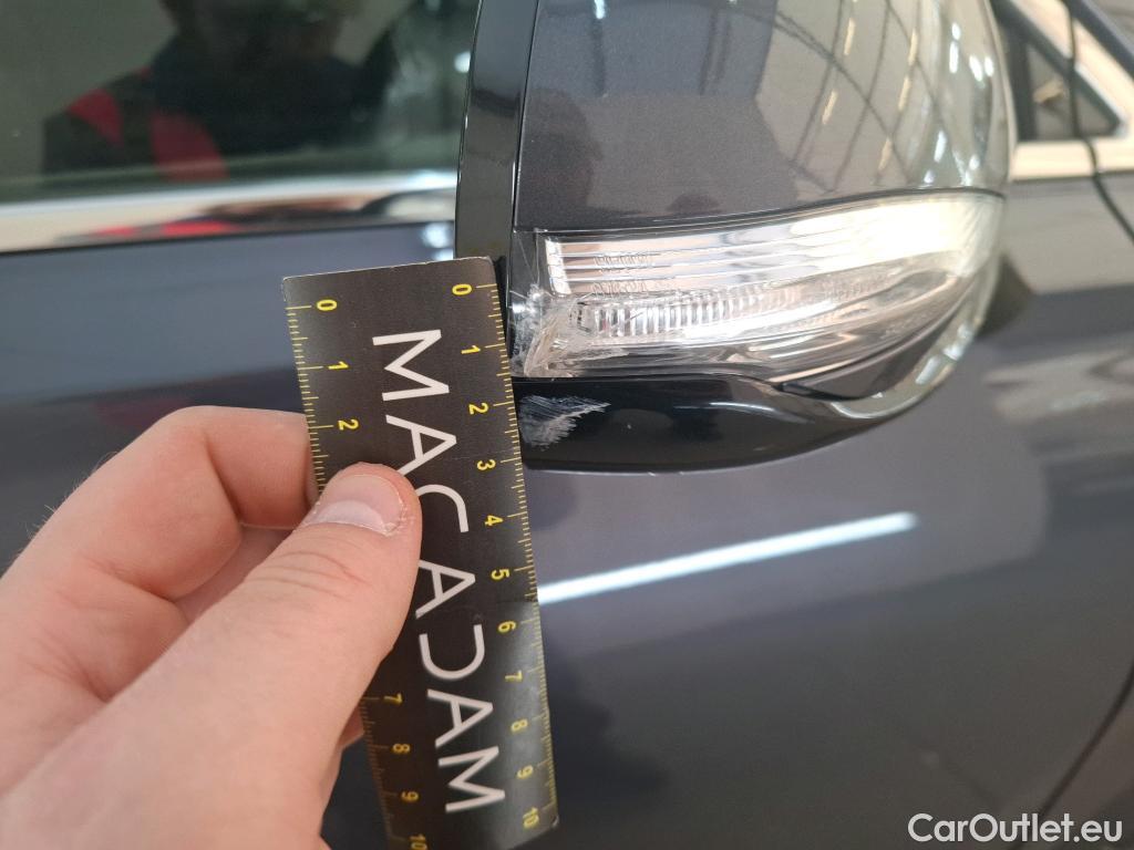  Hyundai  Santa Fe  Intuitive Hybrid 2WD 1.6 T-GDi 230CV BVA6 7 Sieges E6d #74