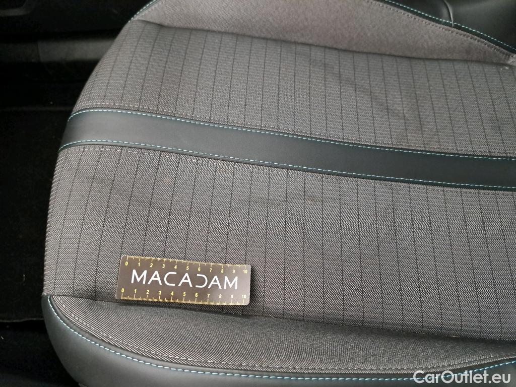  Peugeot  2008  Allure Business 1.2 PureTech 130CV BVA8 E6d #14