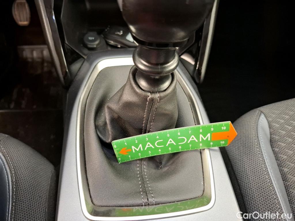  Peugeot  2008  Allure 1.5 HDi 100CV BVM6 E6d #24