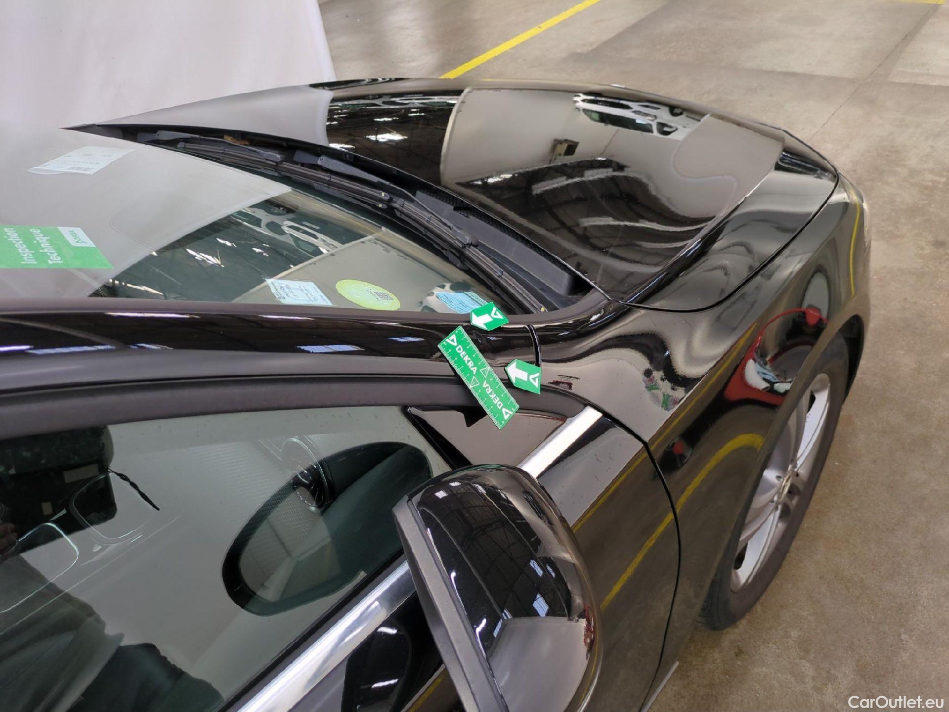  Mercedes  A-Klasse MERCEDES-BENZ Classe A Compact / 2018 / 5P / Berline A 180 d Business Line #35