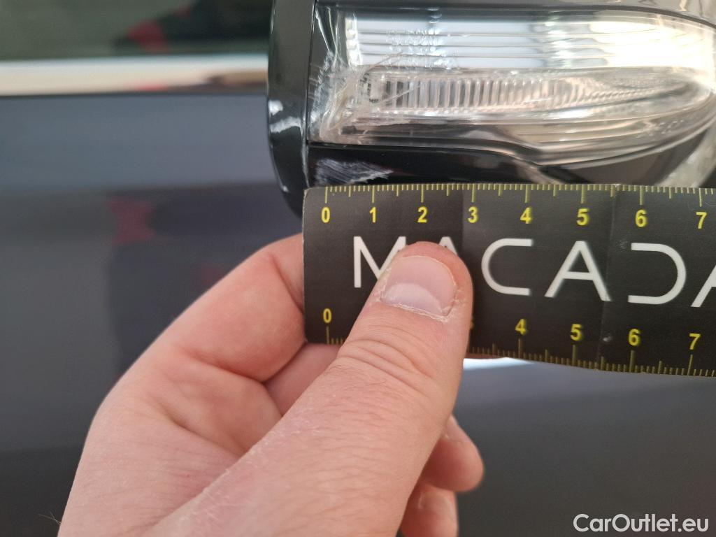  Hyundai  Santa Fe  Intuitive Hybrid 2WD 1.6 T-GDi 230CV BVA6 7 Sieges E6d #120