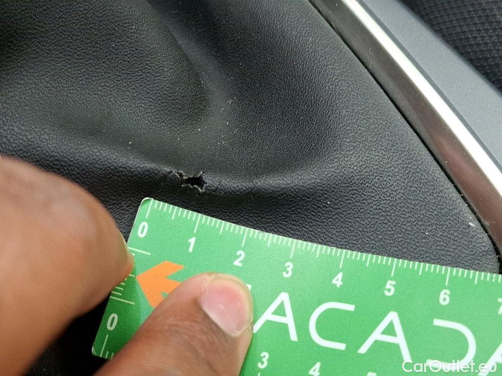  Peugeot  2008  Allure 1.5 HDi 100CV BVM6 E6d #25