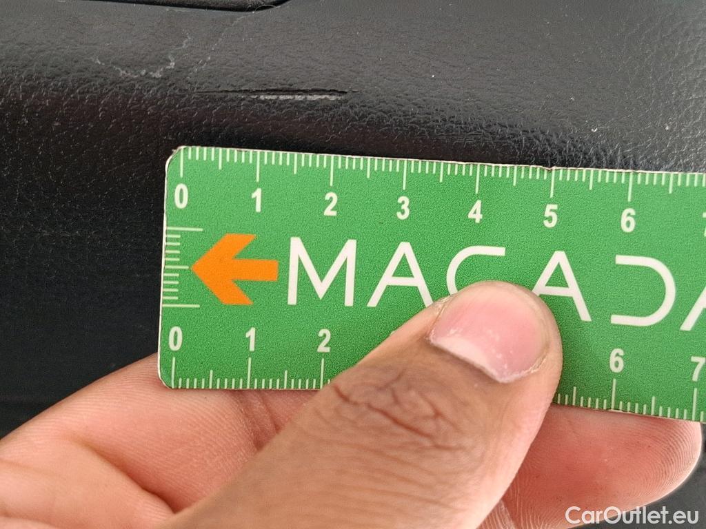  Mercedes  GLA MERCEDES-BENZ  / 2020 / 5P / SUV 2.0  200 D BUSINESS LINE DCT #13