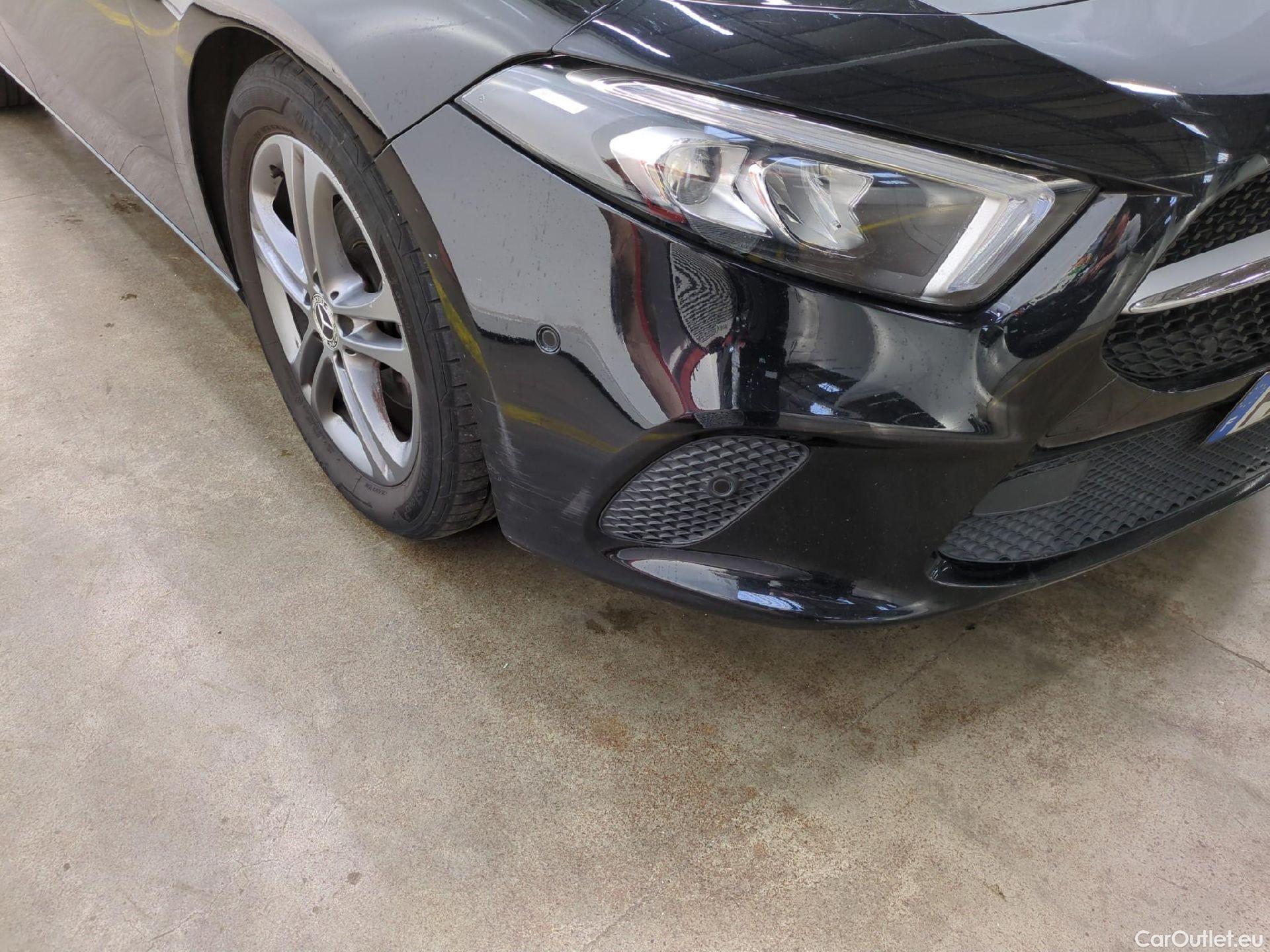  Mercedes  A-Klasse MERCEDES-BENZ Classe A Compact / 2018 / 5P / Berline A 180 d Business Line #39