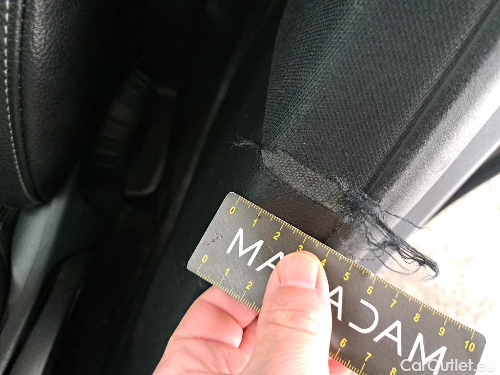  Mercedes  CLA-Klasse MERCEDES-BENZ CLA Shooting Brake / 2019 / 5P / Break CLA 200 d Business Line BA8 #11