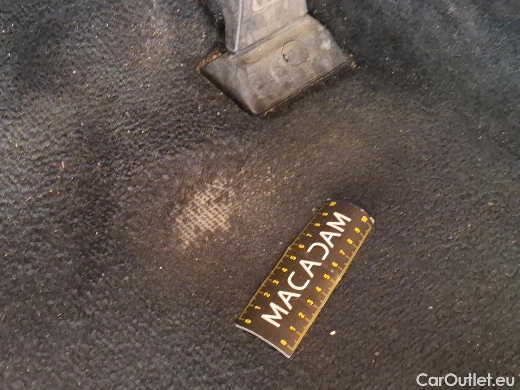  Hyundai  Santa Fe  Intuitive Hybrid 2WD 1.6 T-GDi 230CV BVA6 7 Sieges E6d #78