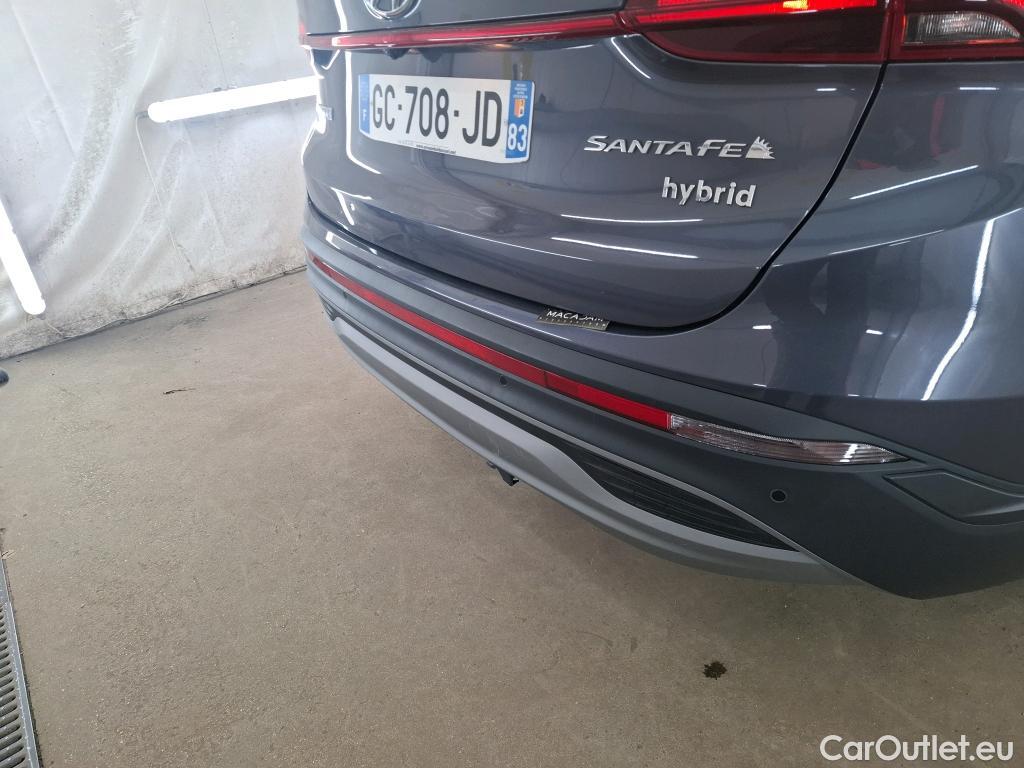  Hyundai  Santa Fe  Intuitive Hybrid 2WD 1.6 T-GDi 230CV BVA6 7 Sieges E6d #67