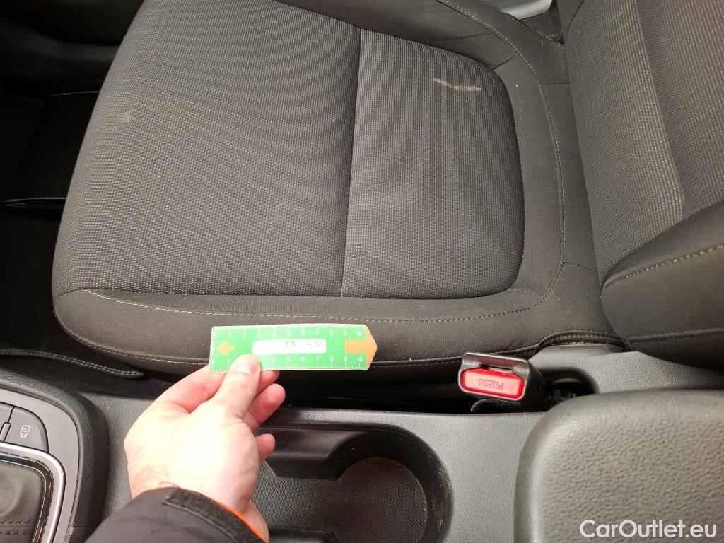  Hyundai  Konna HYUNDAI Kona / 2020 / 5P / SUV 1.6 CRDI 136 HYBRID 48V DCT-7 BUSINESS #40