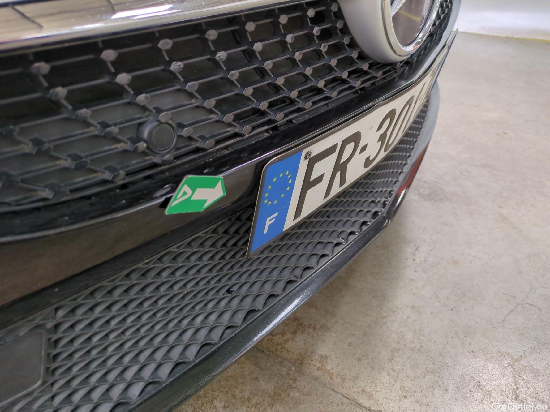  Mercedes  A-Klasse MERCEDES-BENZ Classe A Compact / 2018 / 5P / Berline A 180 d Business Line #57