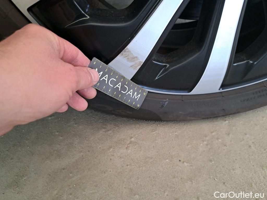  Mercedes  GLB MERCEDES-BENZ  / 2019 / 5P / SUV  200 d Business Line #6