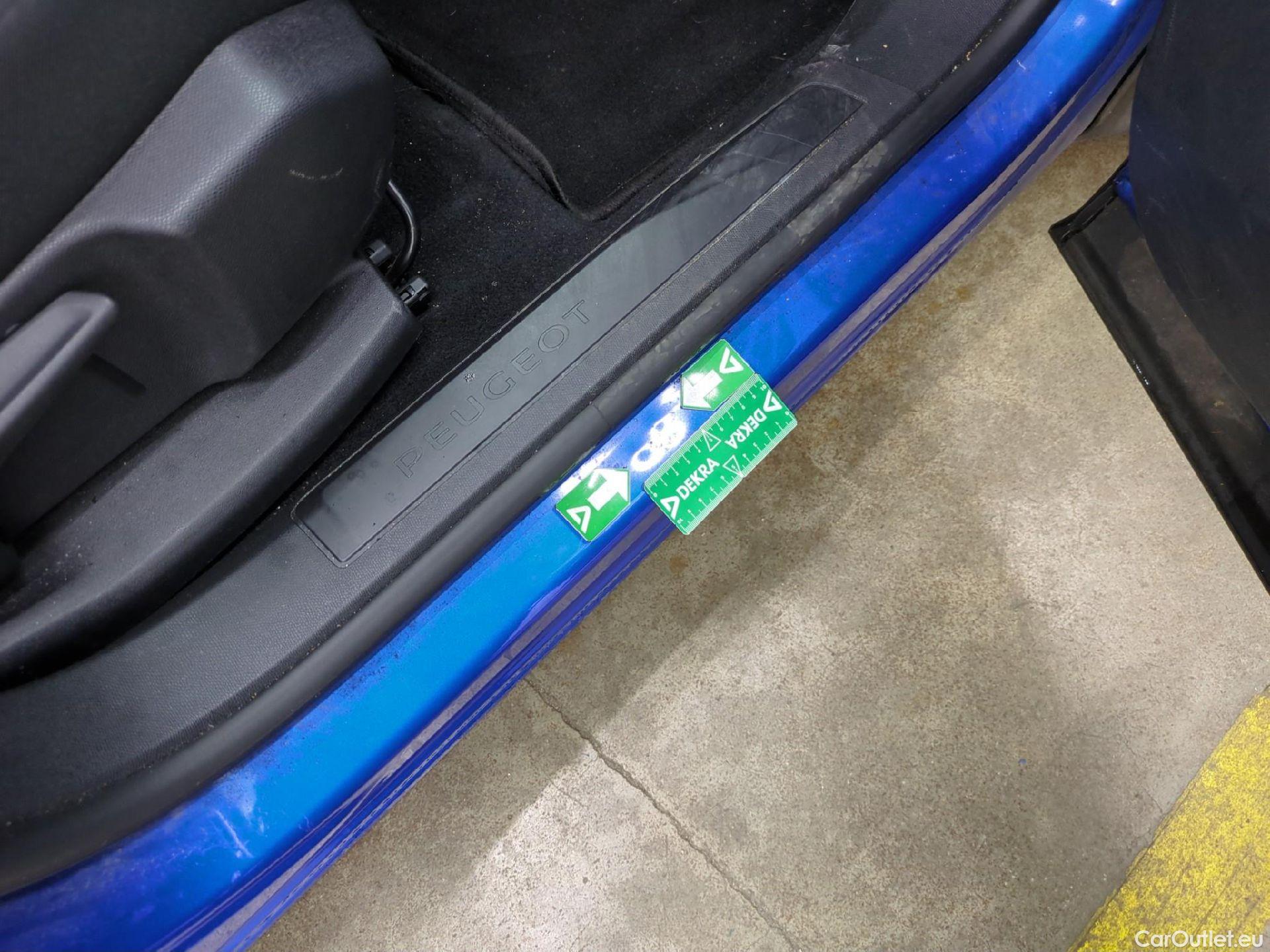  Peugeot  3008  Active Pack 1.5 HDi 130CV BVM6 E6d #3