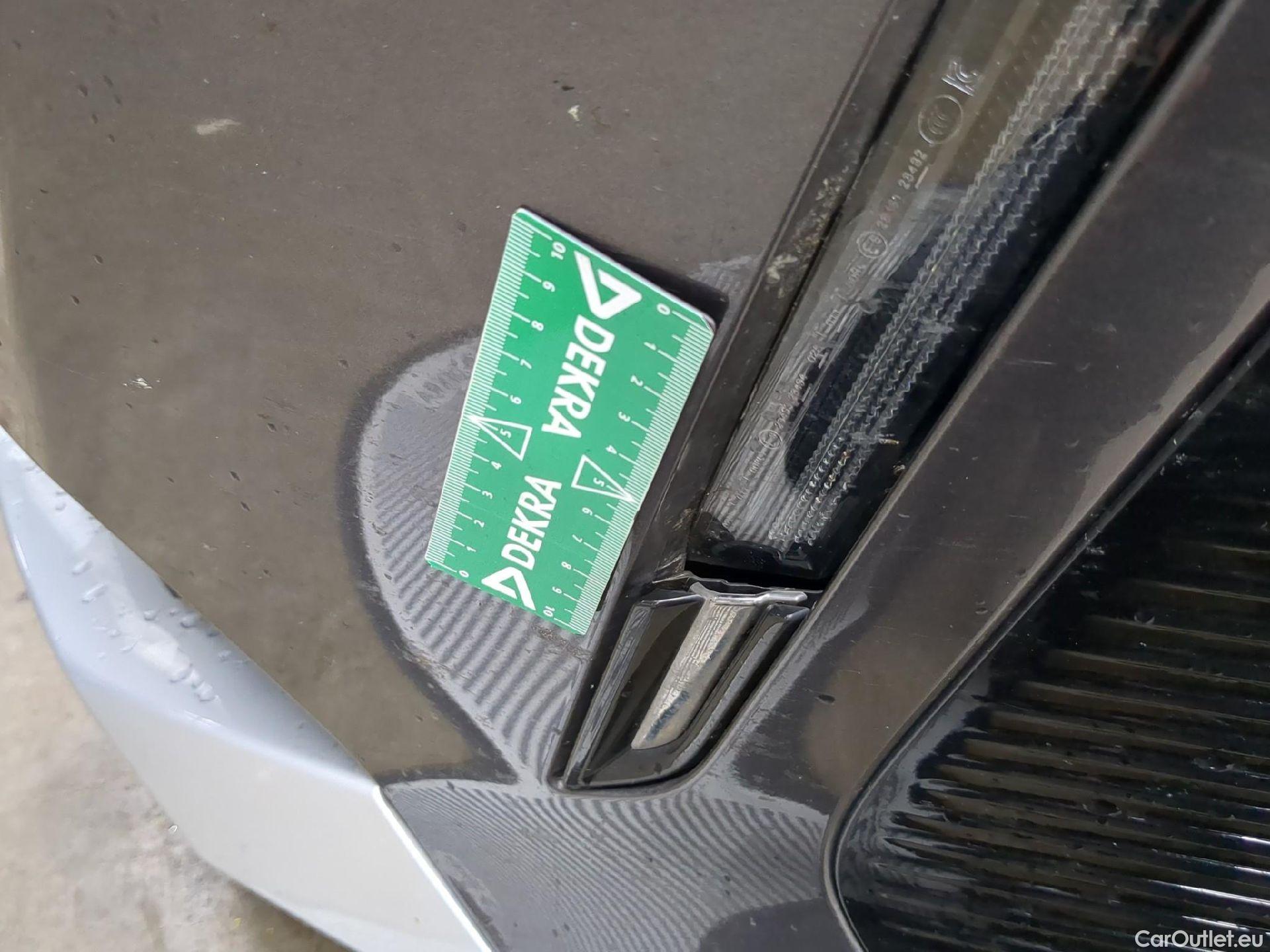  Peugeot  3008  Active Pack 1.5 HDi 130CV BVM6 E6d #47