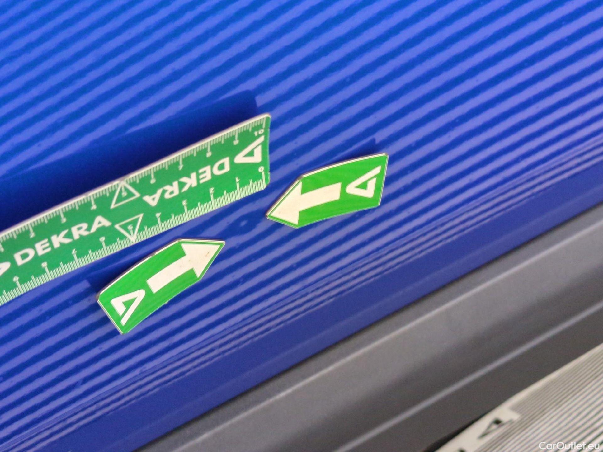  Peugeot  3008  Active Pack 1.5 HDi 130CV BVM6 E6d #29