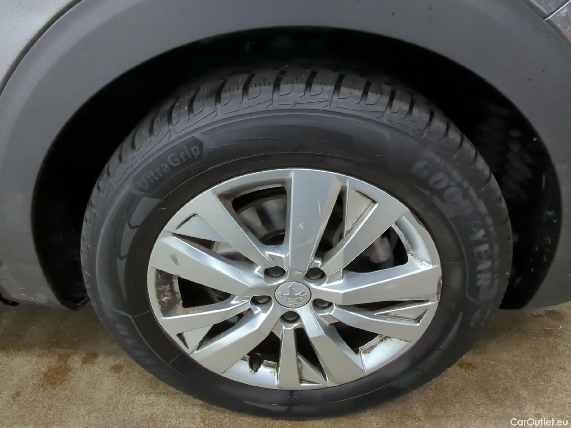  Peugeot  3008  Active Pack 1.5 HDi 130CV BVM6 E6d #14