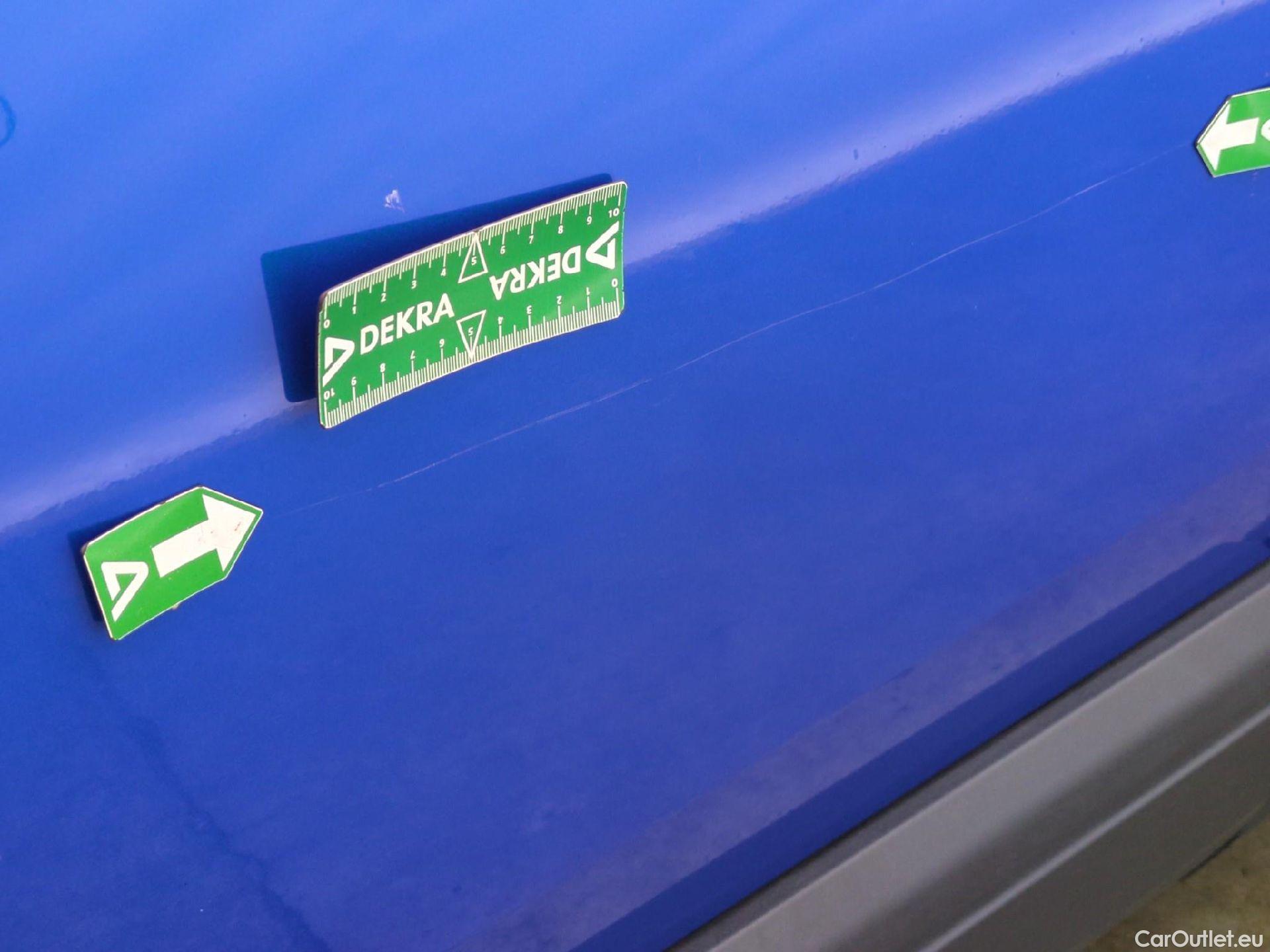  Peugeot  3008  Active Pack 1.5 HDi 130CV BVM6 E6d #30