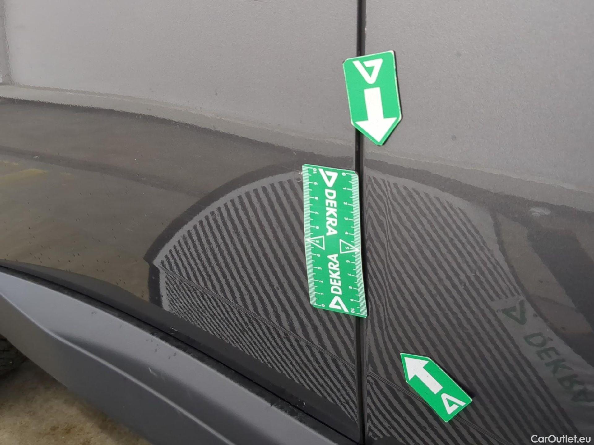  Peugeot  3008  Active Pack 1.5 HDi 130CV BVM6 E6d #34