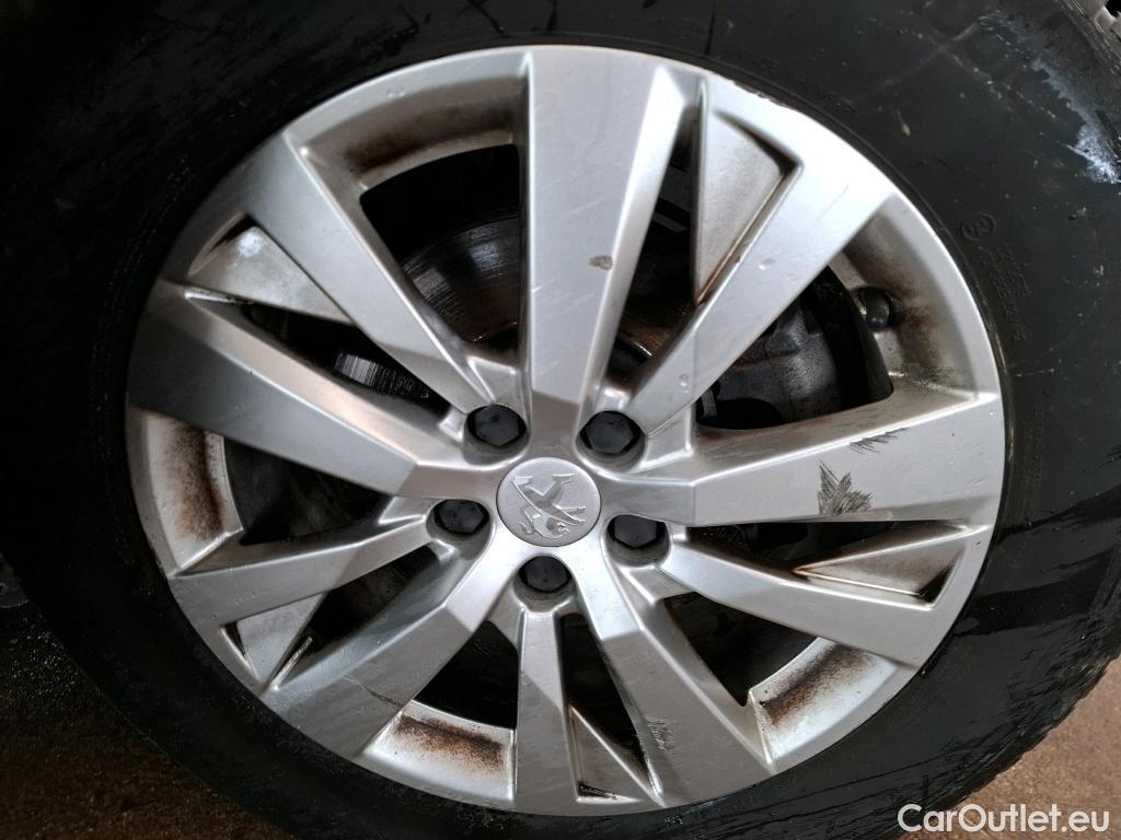  Peugeot  3008  Active Business 1.5 HDi 130CV BVM6 E6d #18