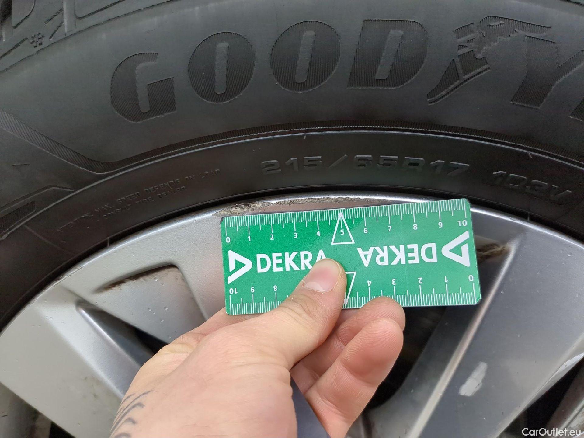  Peugeot  3008  Active Pack 1.5 HDi 130CV BVM6 E6d #29