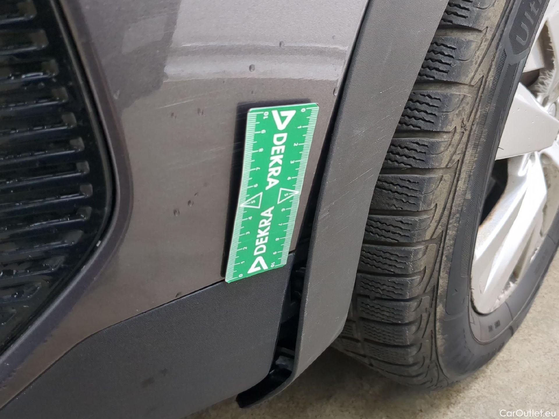  Peugeot  3008  Active Pack 1.5 HDi 130CV BVM6 E6d #50