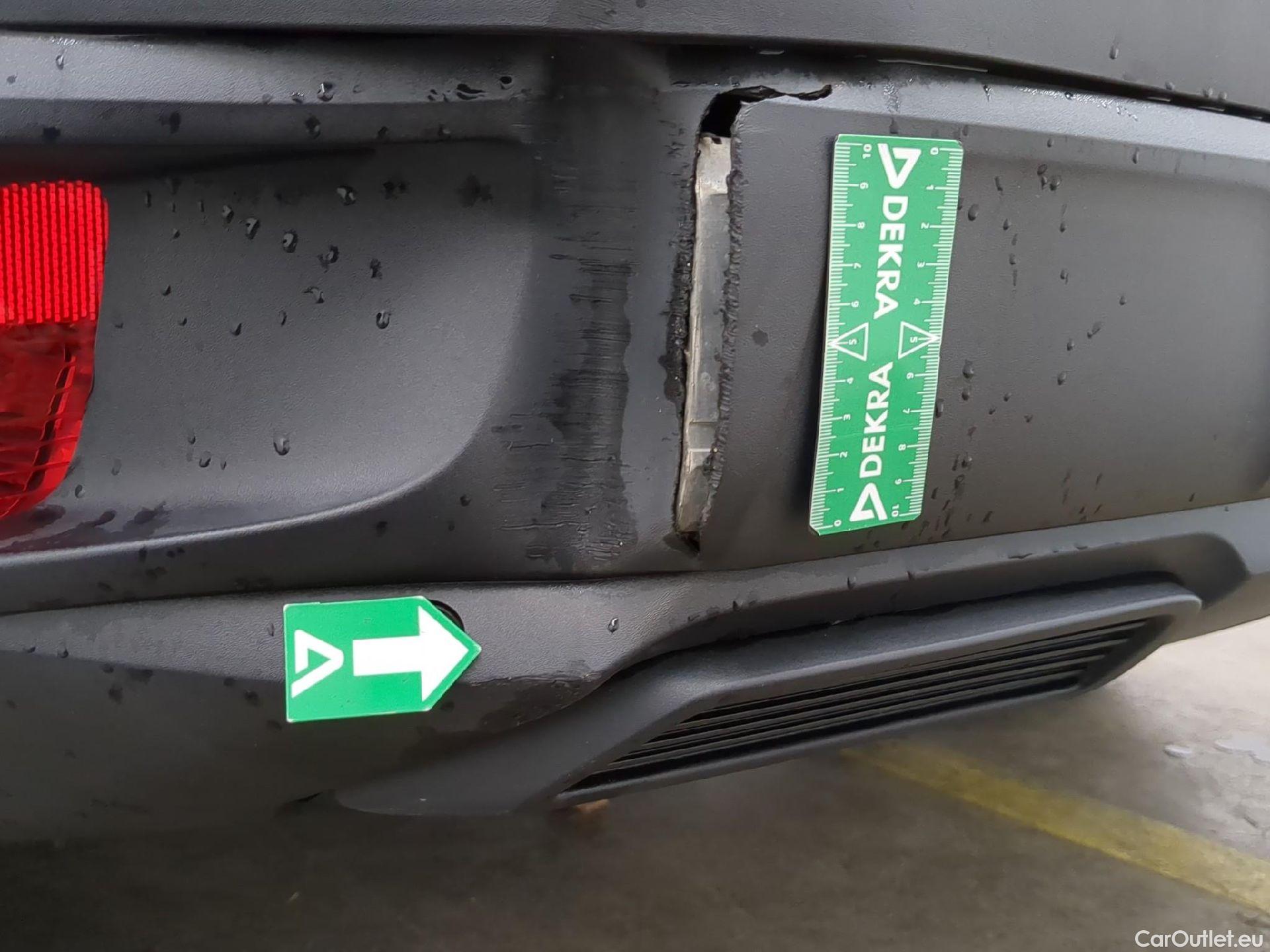  Peugeot  3008  Active Pack 1.5 HDi 130CV BVM6 E6d #68