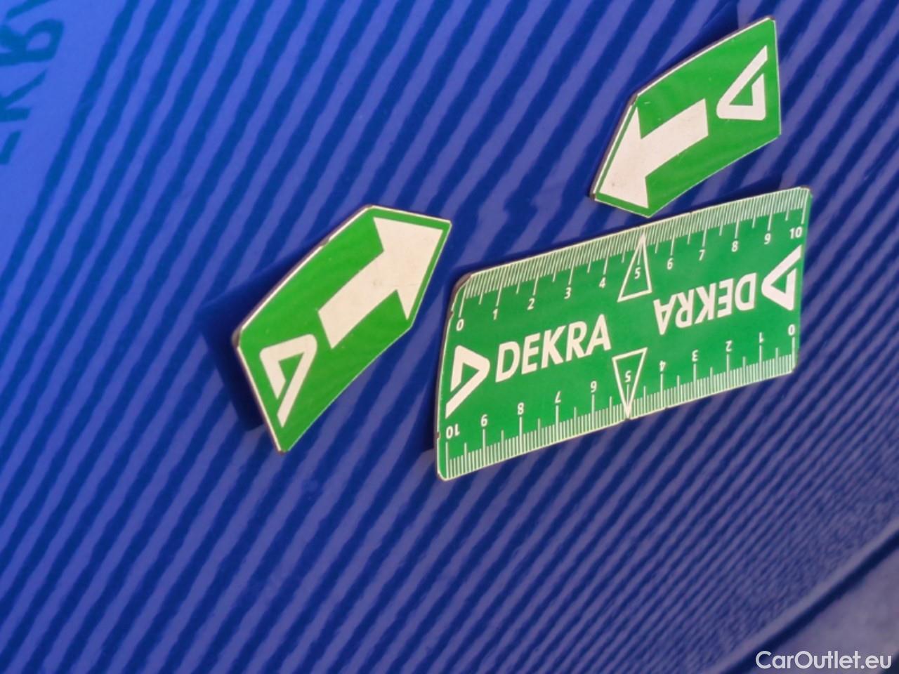  Peugeot  3008  Active Pack 1.5 HDi 130CV BVM6 E6d #24