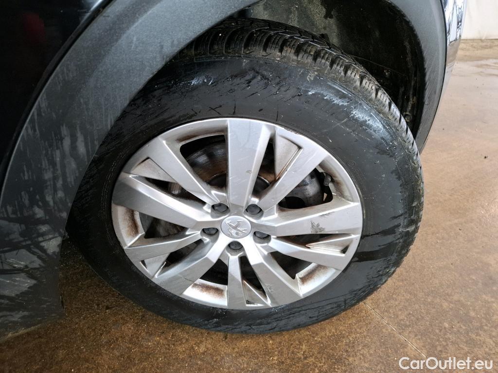  Peugeot  3008  Active Business 1.5 HDi 130CV BVM6 E6d #17