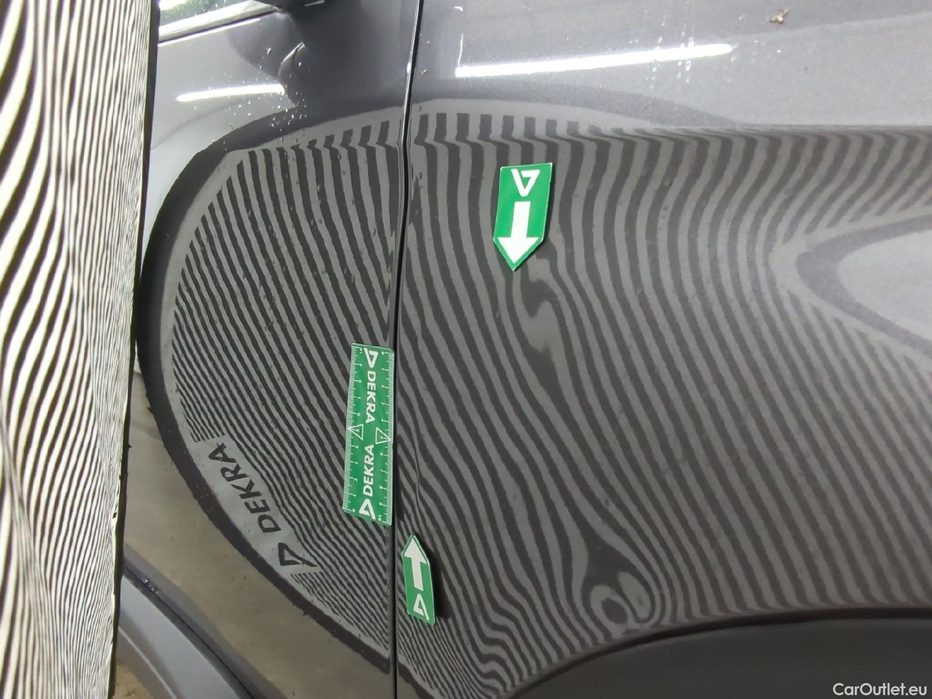  Peugeot  3008  Active Pack 1.5 HDi 130CV BVM6 E6d #38