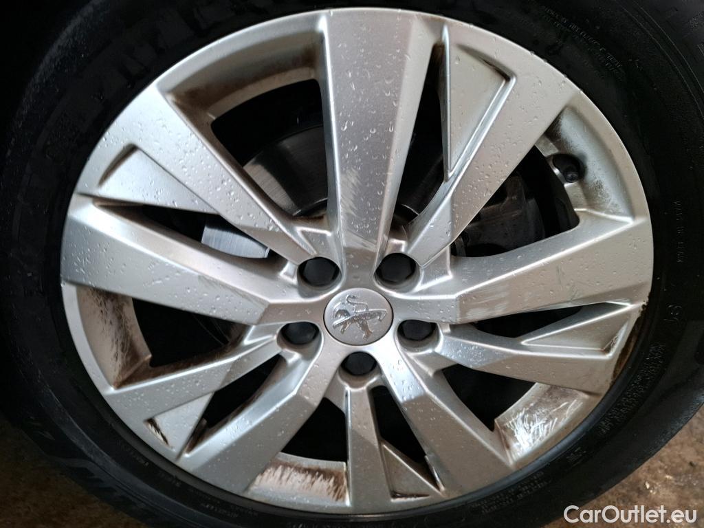  Peugeot  3008  Active Business 1.5 HDi 130CV BVM6 E6dT #16