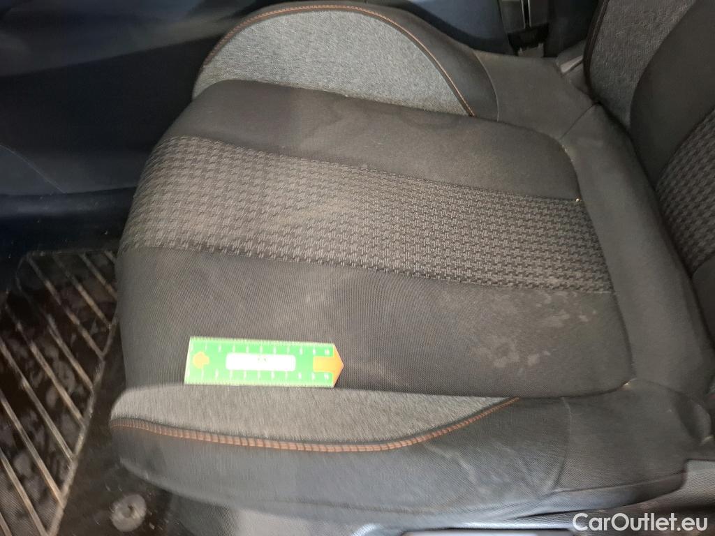  Peugeot  3008  Active Business 1.5 HDi 130CV BVM6 E6dT #37