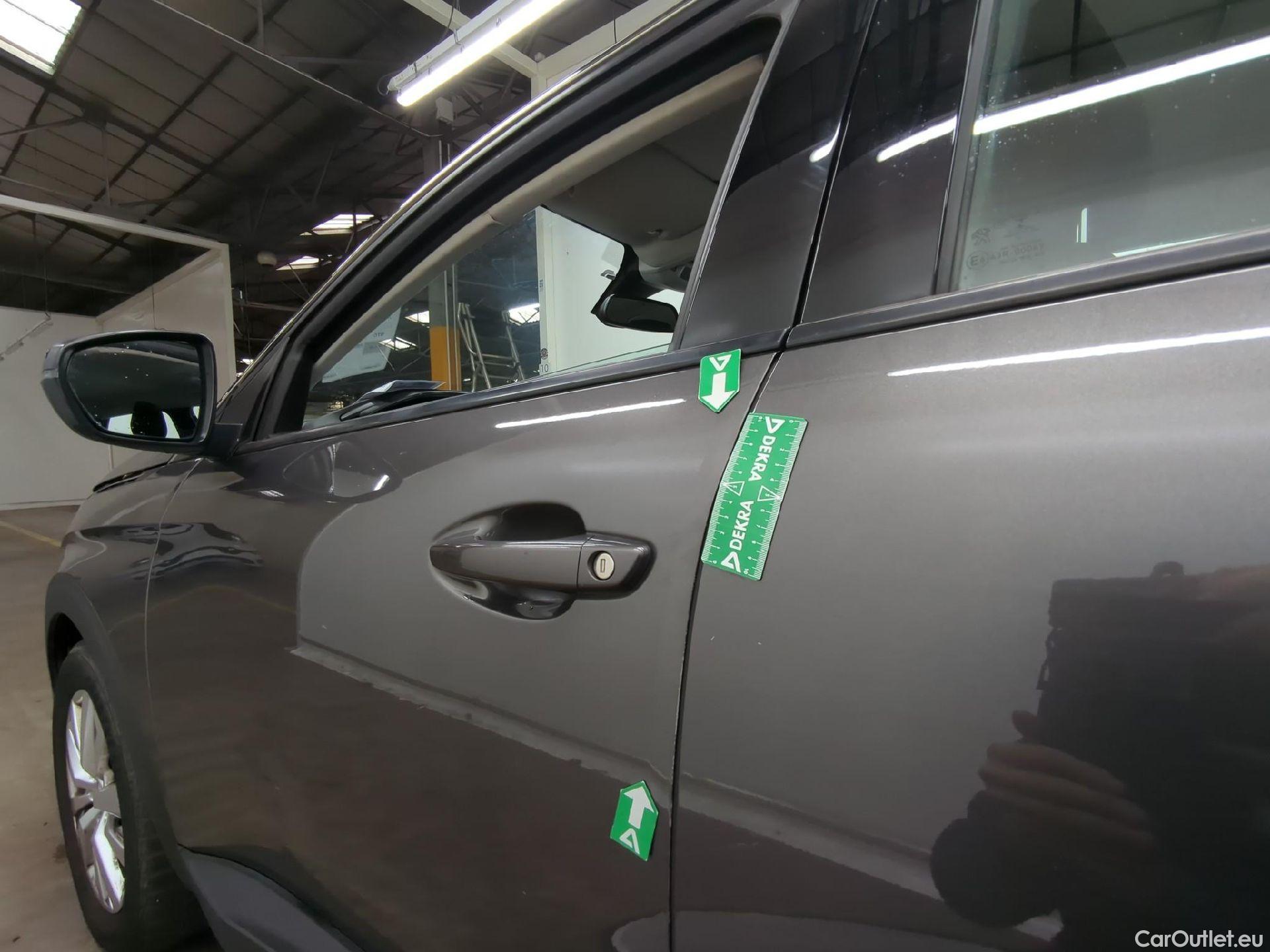  Peugeot  3008  Active Pack 1.5 HDi 130CV BVM6 E6d #53