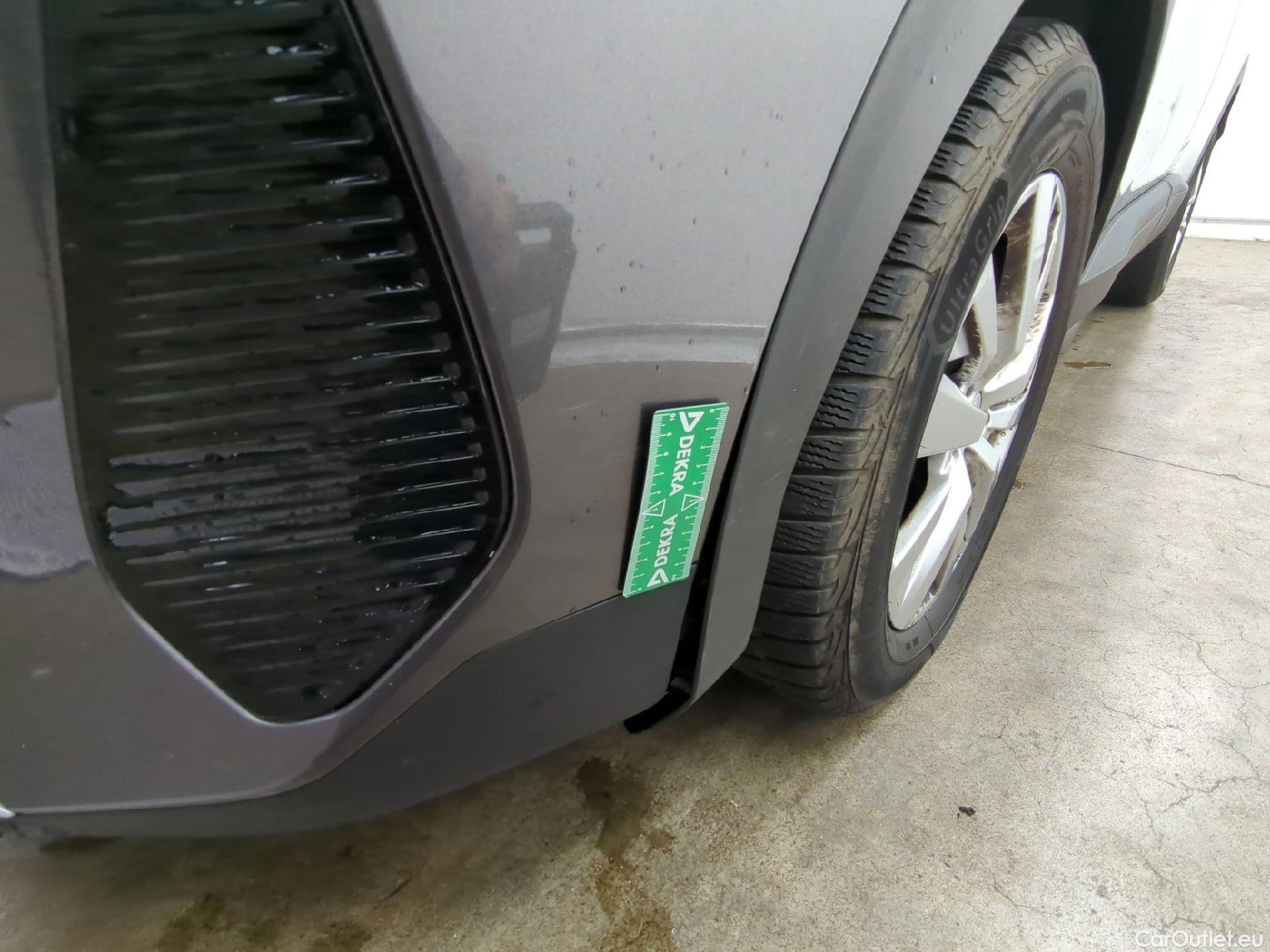  Peugeot  3008  Active Pack 1.5 HDi 130CV BVM6 E6d #49