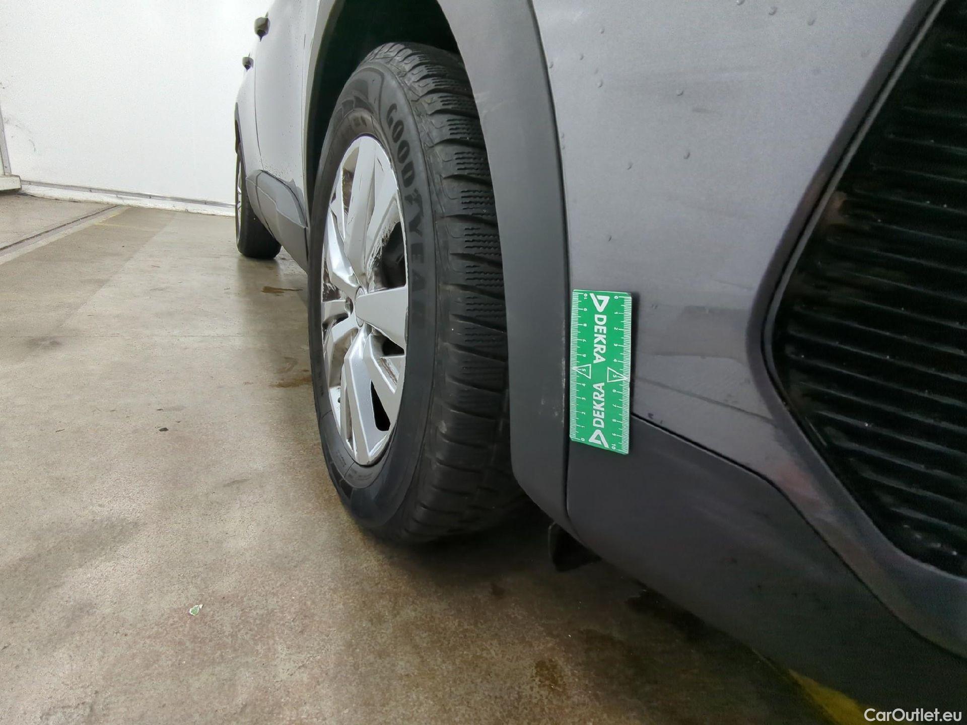  Peugeot  3008  Active Pack 1.5 HDi 130CV BVM6 E6d #40