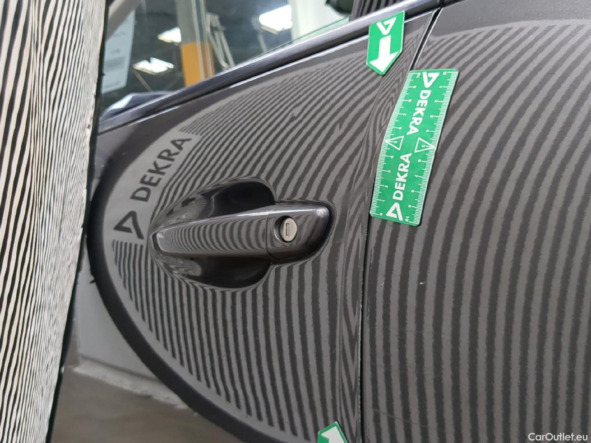  Peugeot  3008  Active Pack 1.5 HDi 130CV BVM6 E6d #58